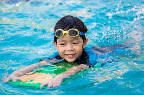 Berenang Bisa Menambah Tinggi Badan