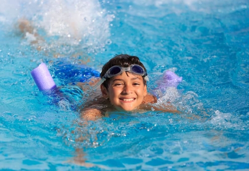 Gerakan Latihan Berenang Bisa Menambah Tinggi Badan